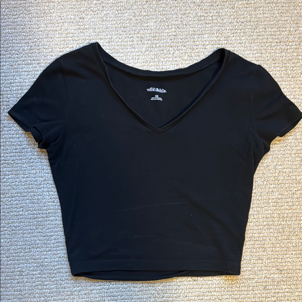 Women’s XS Wild Fable V Neck T Shirt